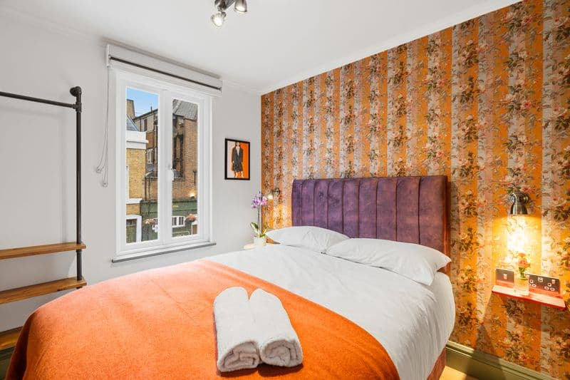 bedroom unit 5