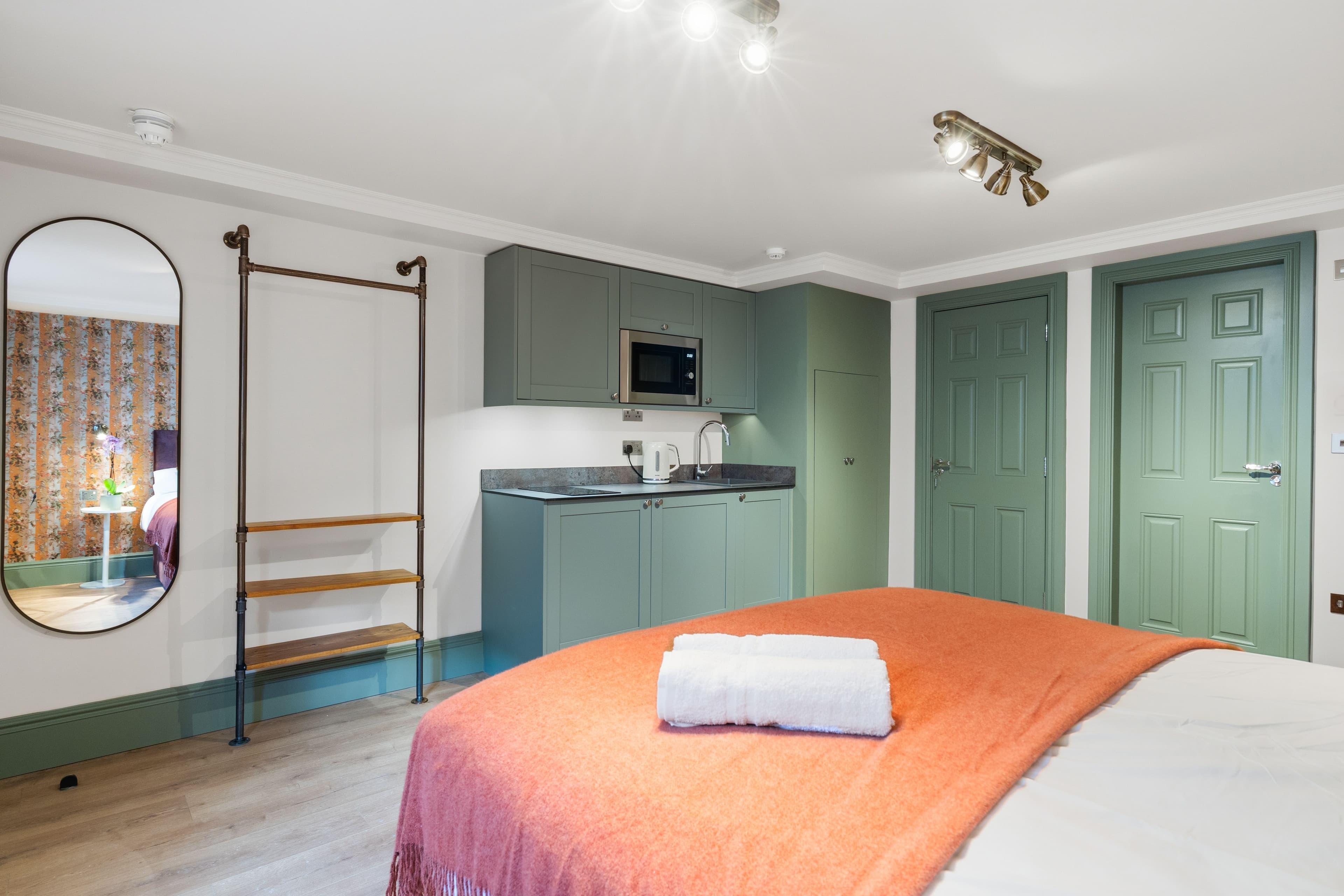 bedroom unit 1